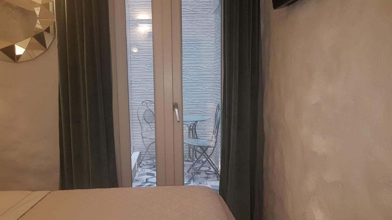 Room Del Giglio Bari Exterior photo